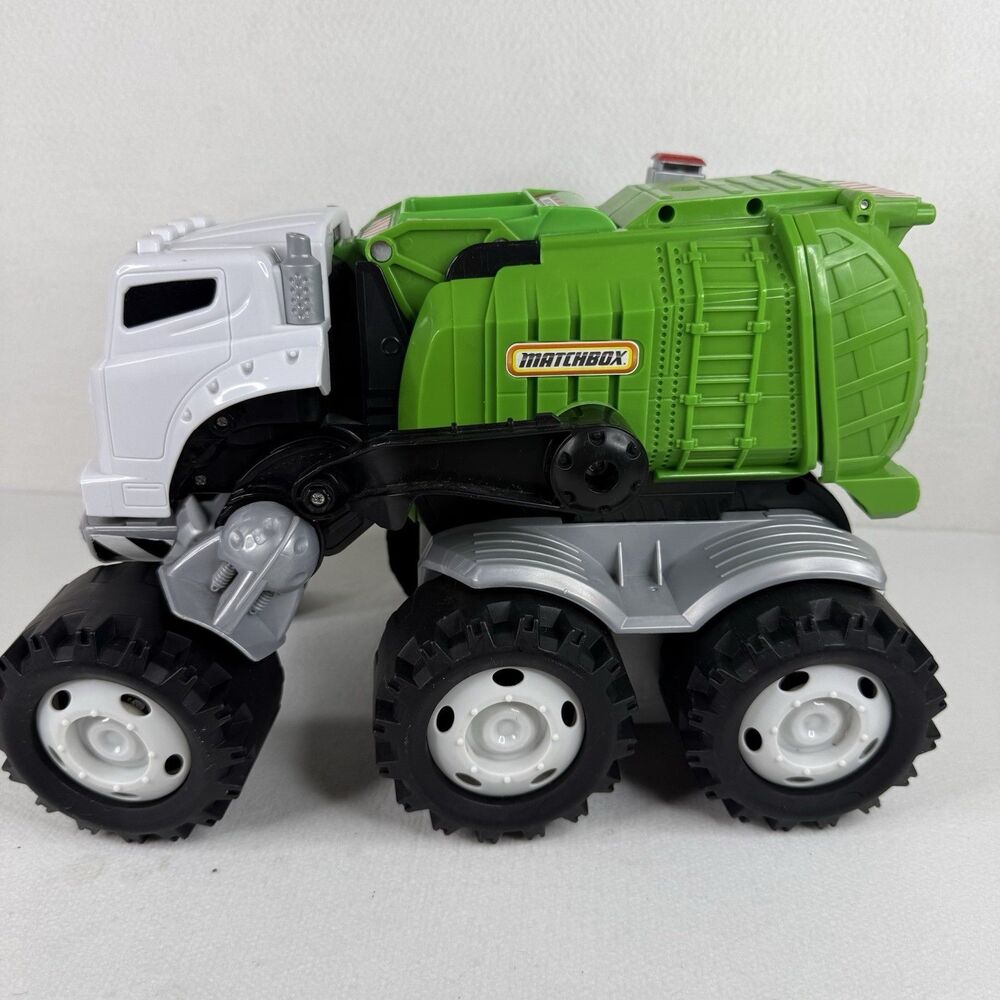2009 Matchbox Stinky The Garbage Truck Lights & Sounds EUC